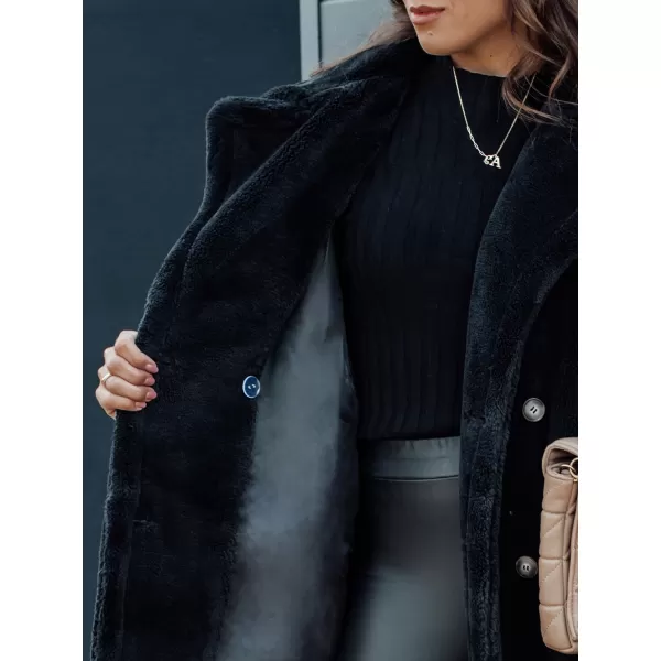  Dámský zimní kabát DSTREET GLAMFUR ČERNÁ 